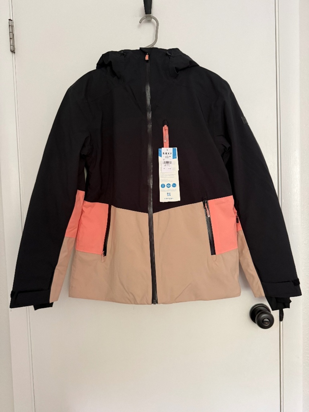 Roxy "peakside" snowboarding jacket NWT size Small